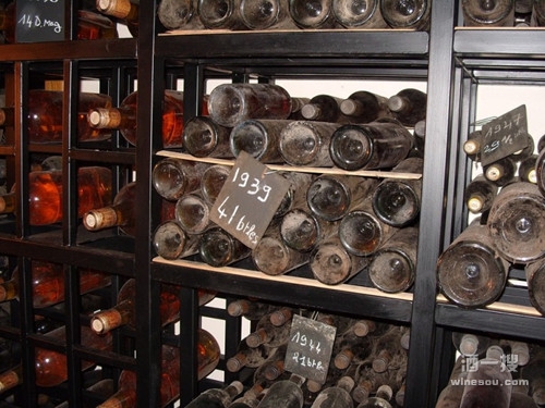 如何判断葡萄酒的收藏价值？