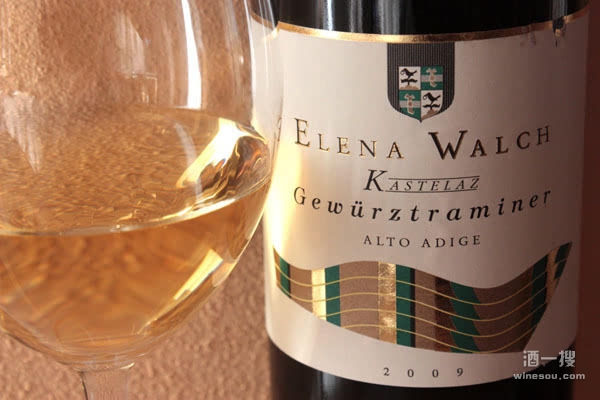 意大利特伦托代表酒款： 艾琳娜沃尔什琼瑶浆白葡萄酒（Elena Walch Gewurztraminer, Alto Adige）