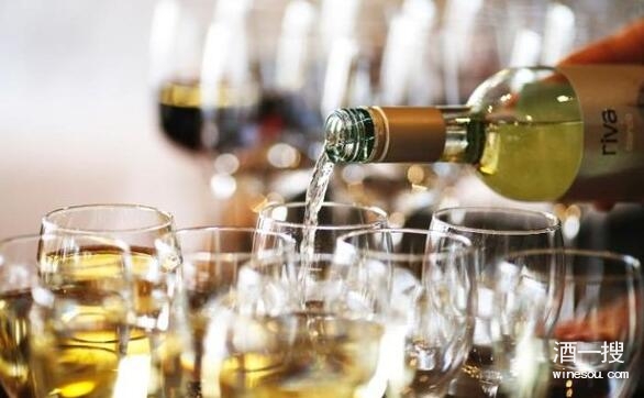 葡萄酒知识——白葡萄酒侍酒常识